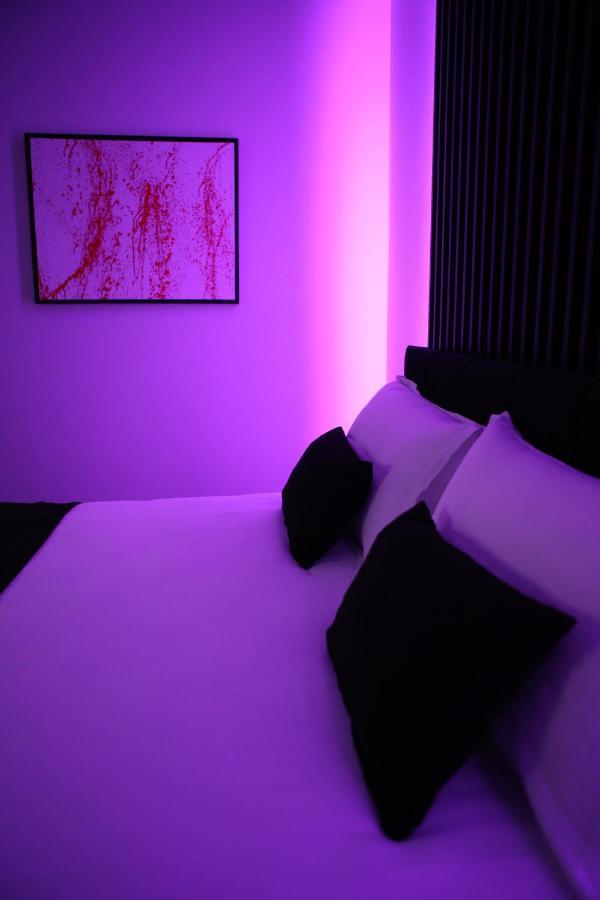 Dark Boutique Hotel Shkoze 외부 사진