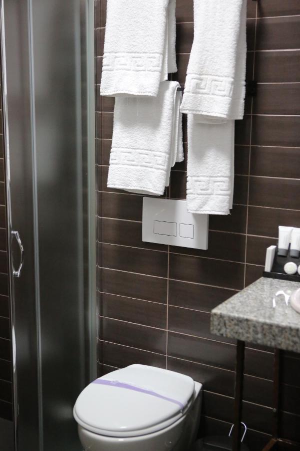 Dark Boutique Hotel Shkoze 외부 사진