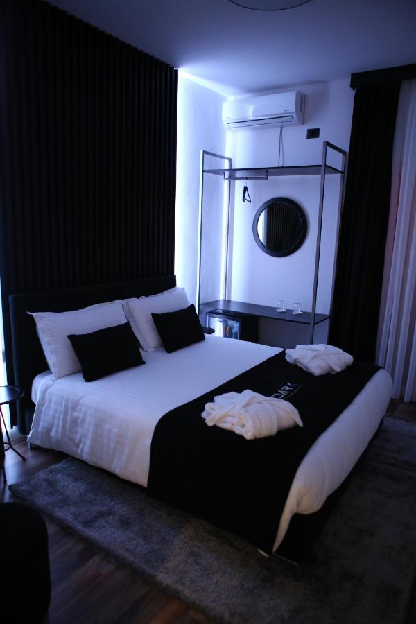 Dark Boutique Hotel Shkoze 외부 사진